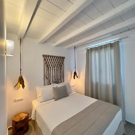 Sofos Mykonos Apartahotel 4*