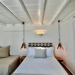 Sofos Mykonos Apartahotel